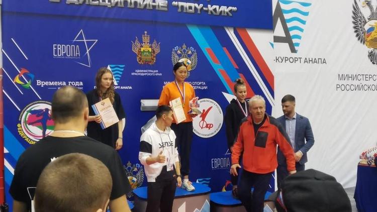 Спортсменка из Ставрополя завоевала «серебро» на всероссийских соревнованиях по кикбоксингу