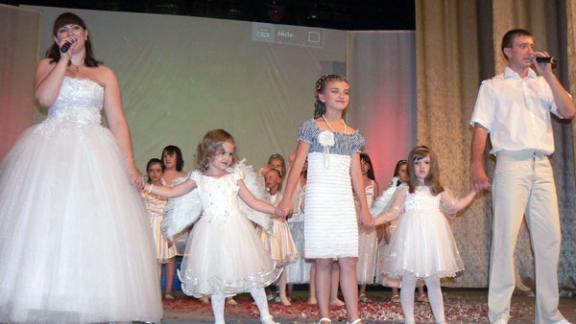 Фестиваль одаренных детей прошел в Дивном
