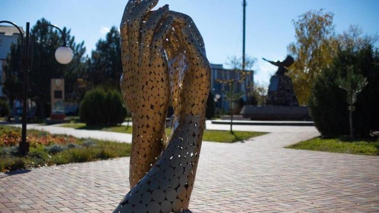 Новый арт-объект в Кировском округе посвятили его жителям