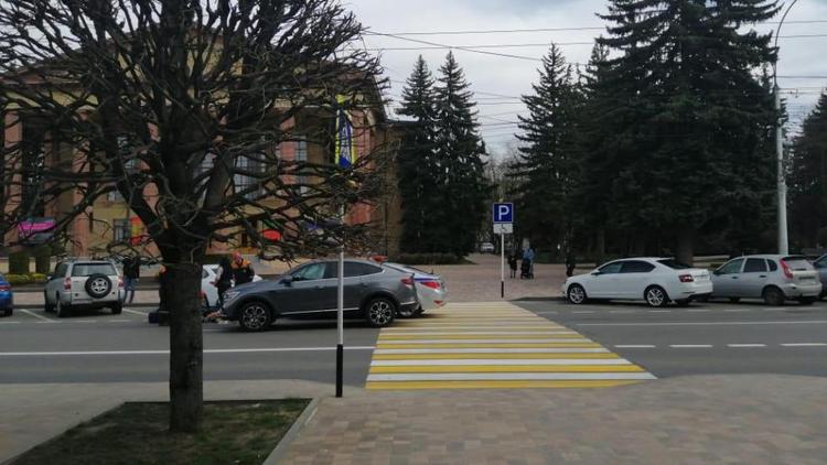 В Ставрополе машина на пешеходном переходе сбила 9-летнего школьника