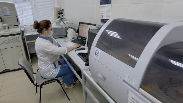 На Ставрополье более 5,8 тысячи медиков прошли обучение по лечению коронавируса