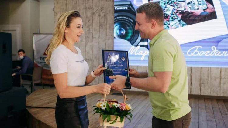 В Ставрополе три победительницы конкурса «Женщина года» получат автомобили 