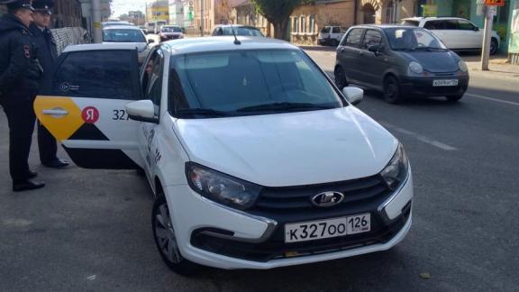 В Ставрополе за нарушения оштрафовали 13 водителей такси