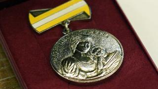 Условия награждения медалью «Материнская слава» на Ставрополье разъясняют специалисты