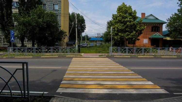 В Невинномысске отремонтировали дорогу по улице Революционной