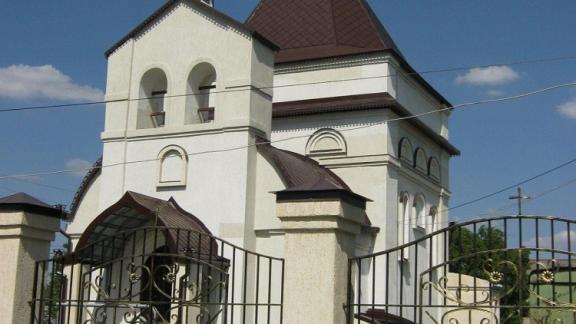 Казаки Кочубеевского района поучаствовали в первой литургии строящегося храма