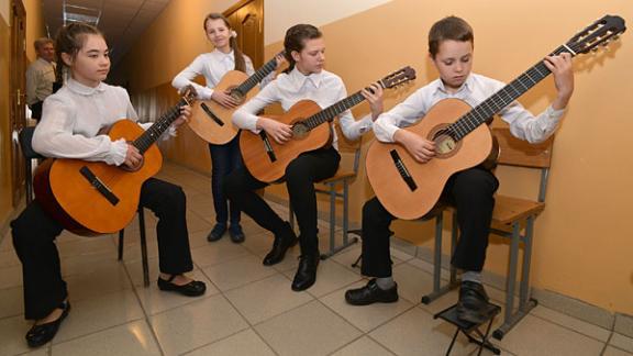 Лучших исполнителей народных мелодий выбрали на Ставрополье среди учащихся