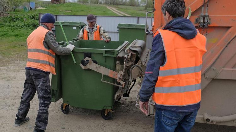 В сельской местности Ставрополья стартовал сбор мусора по-новому