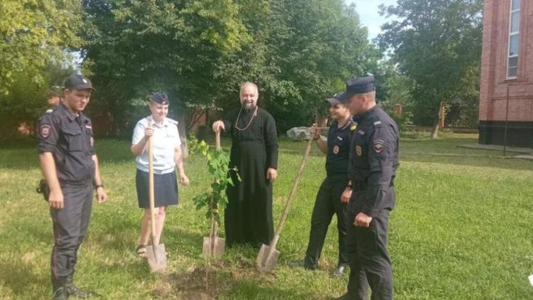 В Новоалександровском округе заложили «Сад памяти»