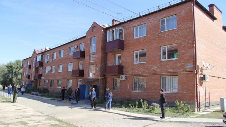 9 млн рублей направят на ремонт треснувшего дома в поселке Анджиевском