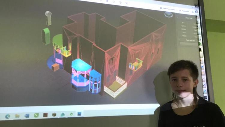 Школьник из Железноводска создаёт миниатюрную копию дворца эмира Бухарского
