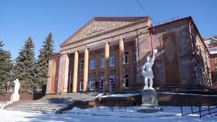 Жители ставропольского села Юца отпразднуют Юбилей Победы в обновлённом ДК
