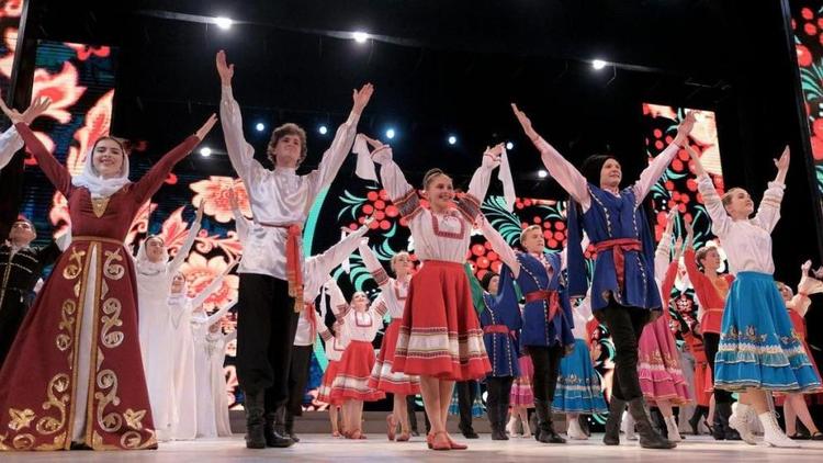 Более 700 студентов СтГАУ участвовали в фестивале «Молодые таланты» в Ставрополе