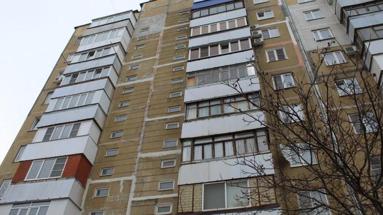 В многоэтажке на улице Пирогова в Ставрополе запустили лифт, не работавший из-за протечки крыши