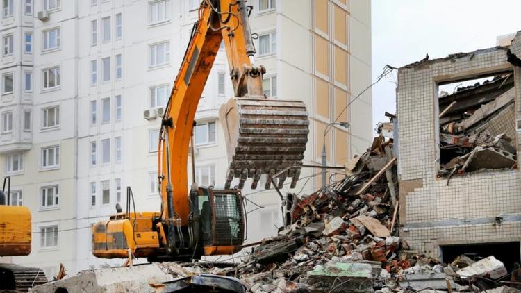93 аварийных дома на Ставрополье будут расселены к 2022 году