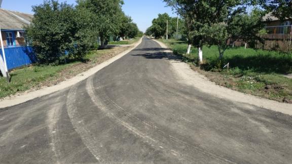 В ставропольском посёлке Штурм отремонтировали два километра дорог