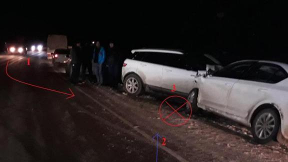 В аварии с внедорожником в Предгорном районе травмированы 3 человека