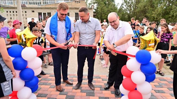 В Будённовской школе на Ставрополье открыли новую спортплощадку