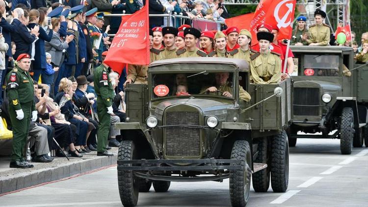 Военные автомобили проедут по улицам Ставрополя 9 мая