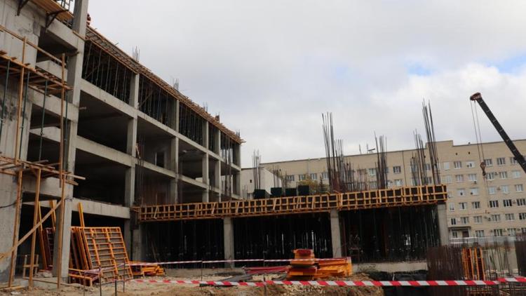 В Ставрополе продолжается строительство нового корпуса краевой детской больницы