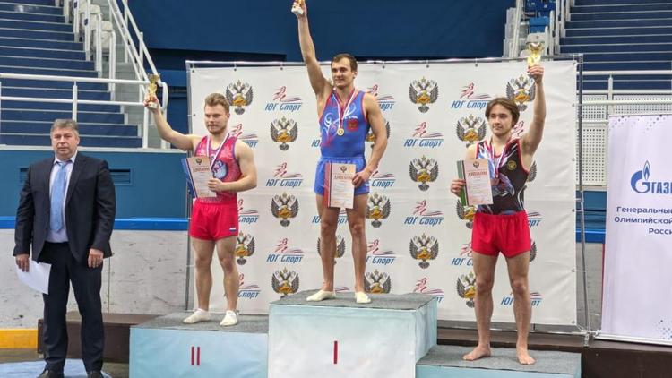 Ставропольские спортсмены стали призёрами всероссийских соревнований по прыжкам на батуте