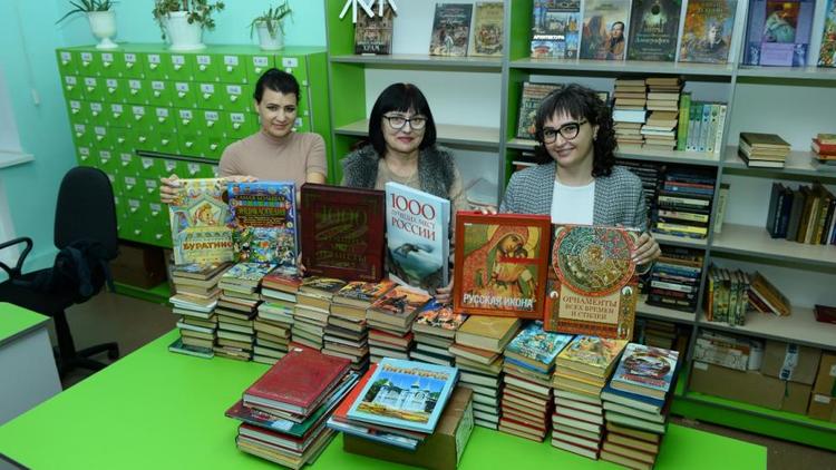 Более 500 новых книг получила библиотека Арзгирского округа Ставрополья