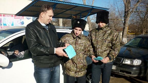 Казачьи патрули помогают обеспечивать дорожную безопасность вблизи ставропольских школ