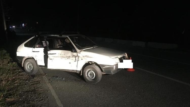 Пассажир легковушки пострадала в аварии на Ставрополье
