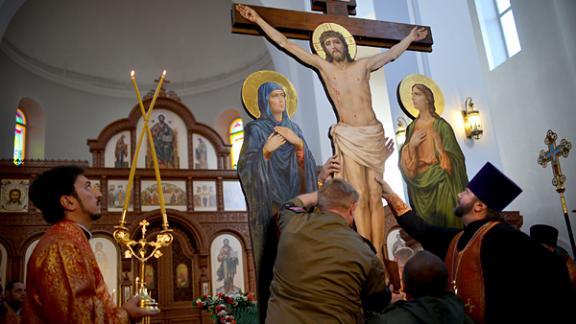2 апреля крестным ходом будет перенесен Святой Крест в Казанский собор в Ставрополе