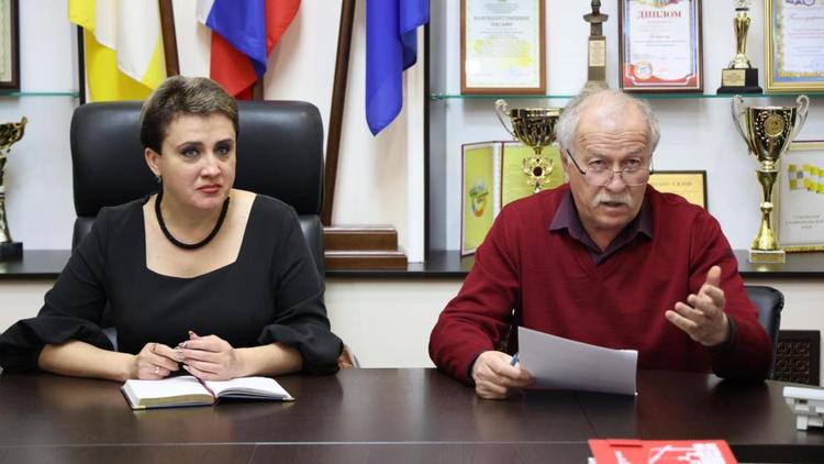 Председатель Думы Ставрополья обсудил реализацию нацпроектов в Ипатовском округе