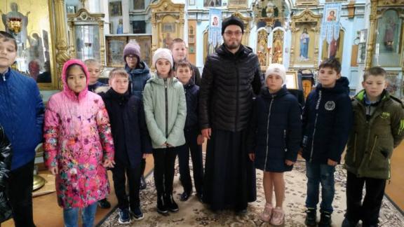Ставропольские школьники изучают историю православия на примере сельских храмов