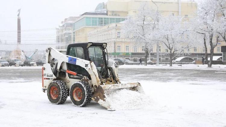 Почти 1700 кубометров снега вывезли из Ставрополя за двое суток