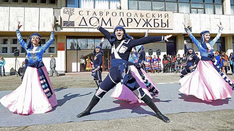 Ставропольцев приглашают к участию в международном хореографическом конкурсе «Танцемания» 