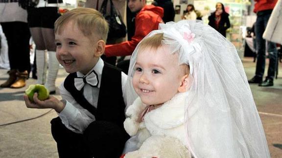 Три сотни пар зарегистрируют браки в День семьи, любви и верности на Ставрополье