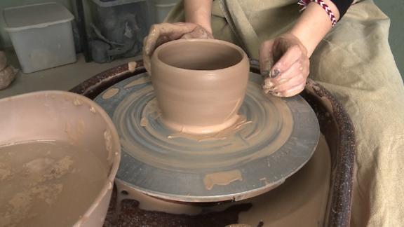 На Ставрополье керамист поделилась секретами гончарного мастерства