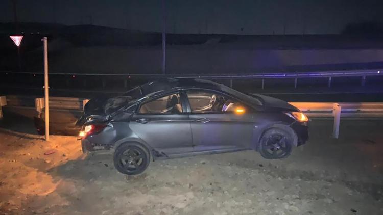 Автомобиль врезался в отбойник в Предгорном округе Ставрополья
