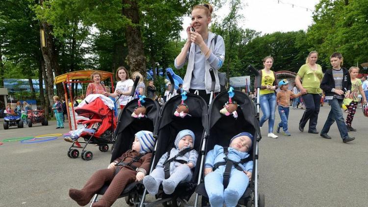 С 1 июня на Ставрополье начнут выплачивать новые детские пособия