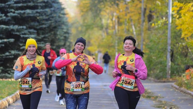На старт «Оранжевого марафона» в Ставрополе вышли более 500 человек