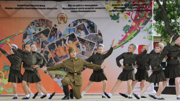 В Невинномысске прошел благотворительный концерт «Спасём детей вместе!»