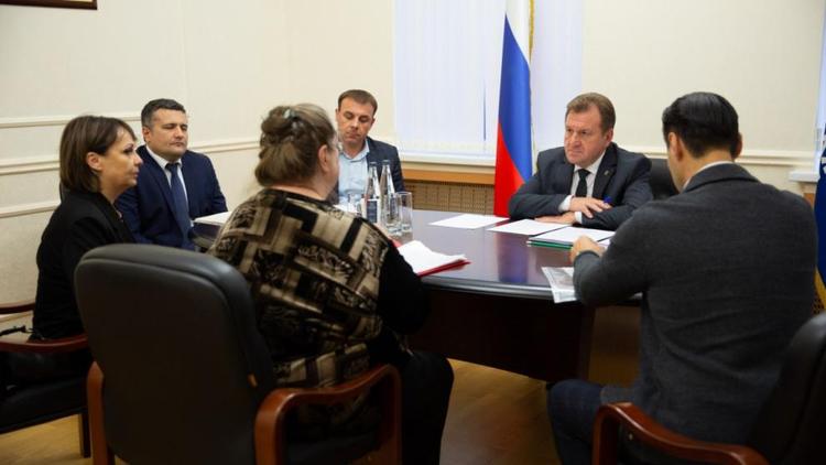 Глава Ставрополя дал ряд поручений после приёма граждан