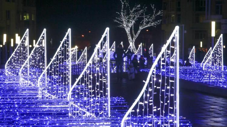 Фонтаны Ставрополя засияют зимней иллюминацией в декабре