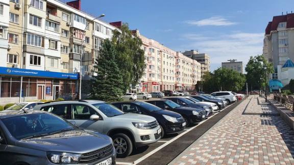 В Ставрополе решают проблему с «родительской» парковкой возле ДДТ