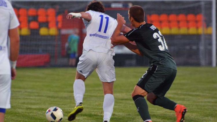 Футболисты пятигорского «Машука-КМВ» получили победу без выхода на поле