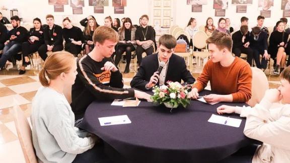 Молодёжь Пятигорской епархии провела интеллектуальную игру
