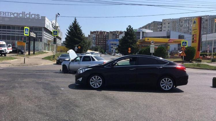 Два человека пострадали при ДТП в Ставрополе