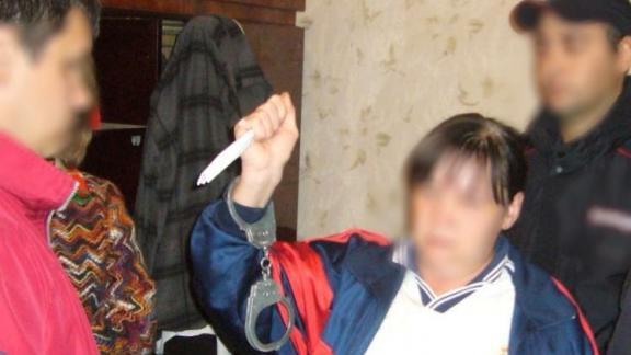 Мать зарезала сына за оскорбления в селе Александровском