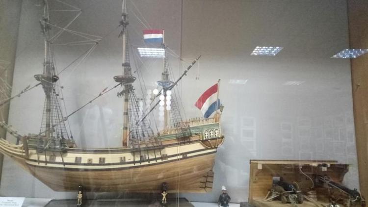 В Ставропольской библиотеке имени Слядневой представлены модели кораблей разных эпох