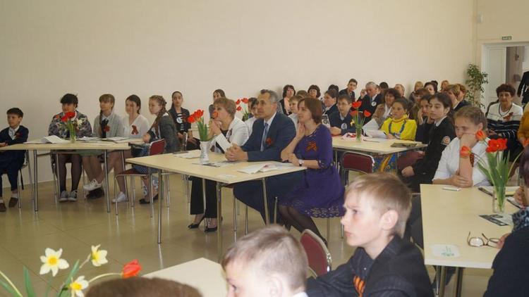 Конференция школьников «Шаг в науку. Северский трамплин» прошла в Александровском районе