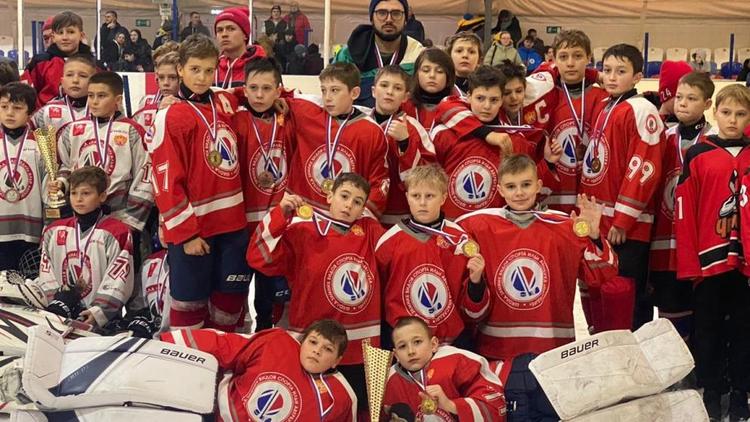 Юные хоккеисты ставропольского «Наследия» победили в Краснодарском крае