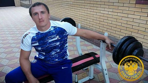 Ставропольский учитель физкультуры установил рекорд России в жиме штанги лёжа